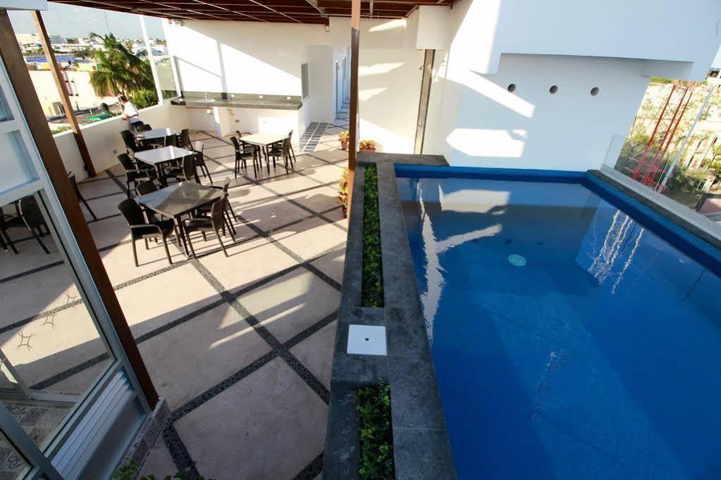Illusion Xpress I Attraction Hotel Deluxe ปลายาเดลการ์เมน ภายนอก รูปภาพ